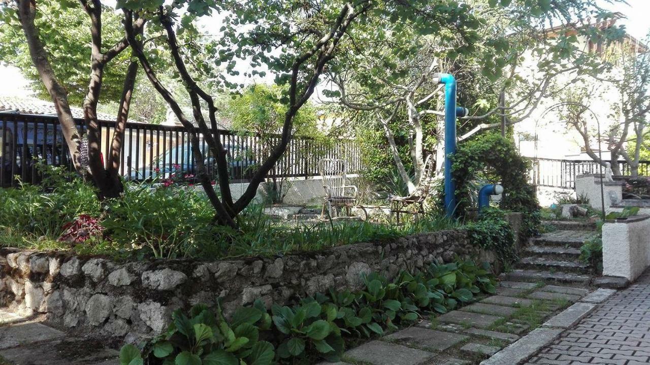 Bed & Breakfast Da Charlie Л'Акуила Экстерьер фото