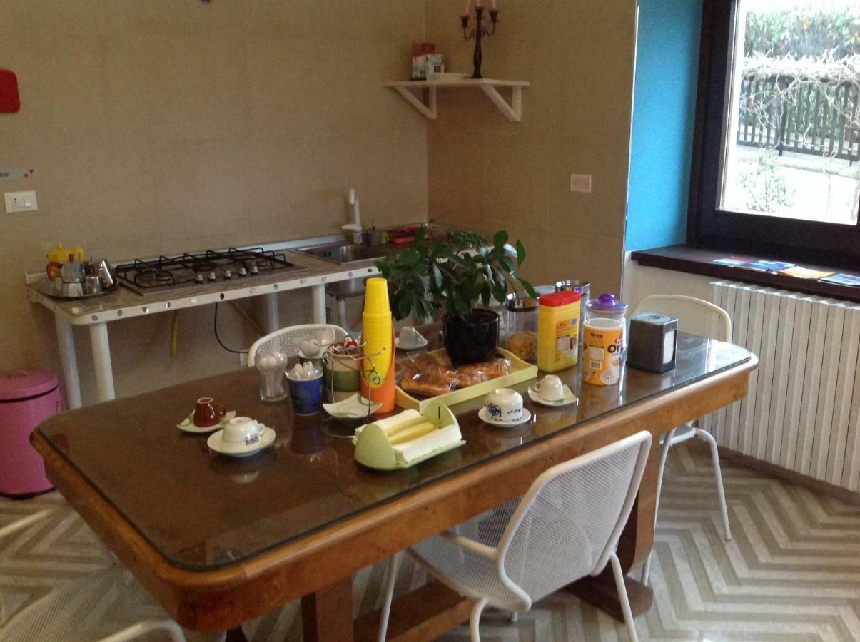 Bed & Breakfast Da Charlie Л'Акуила Экстерьер фото